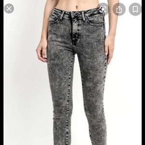 zara skinny jeans super comfy!!